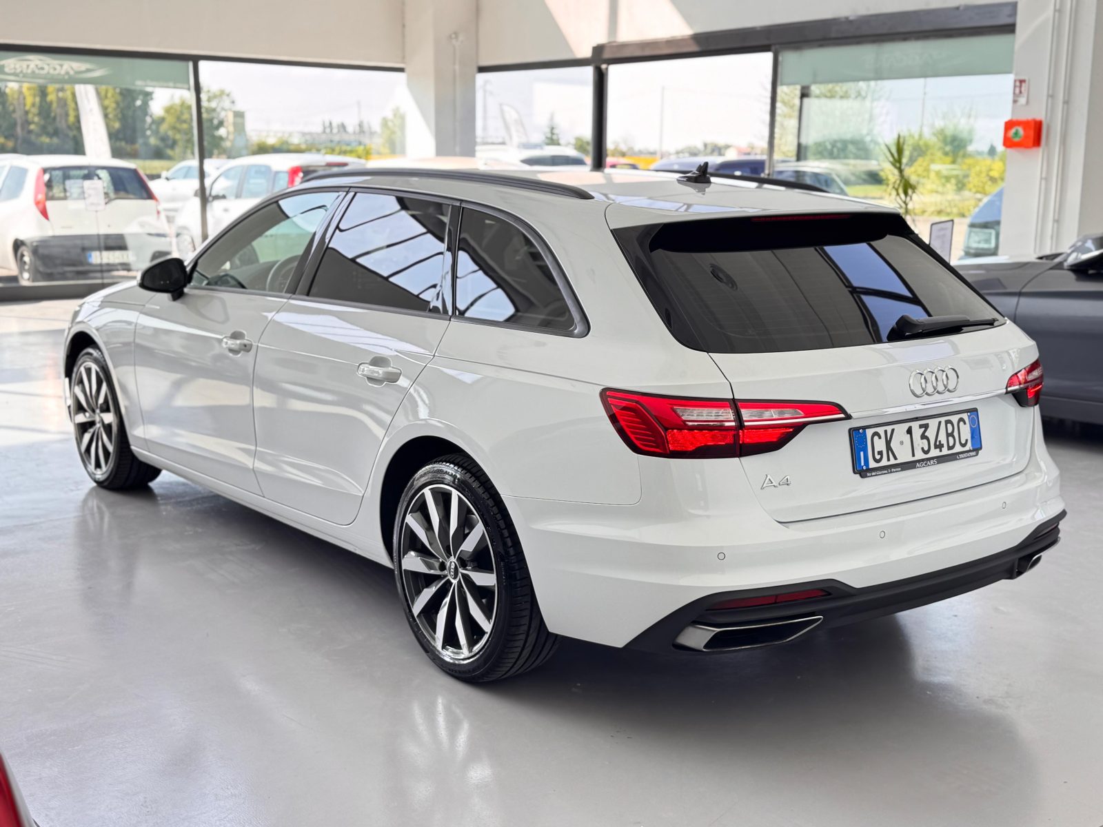 Audi A4 Avant 35 TDI/163 CV S tronic